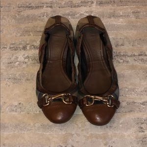 Burberry flats size 38.5